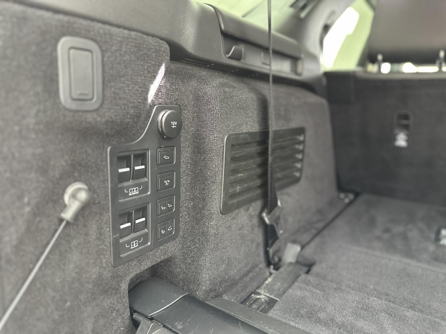 Used Land Rover Discovery 2018 for sale - 77052304: Photo 77