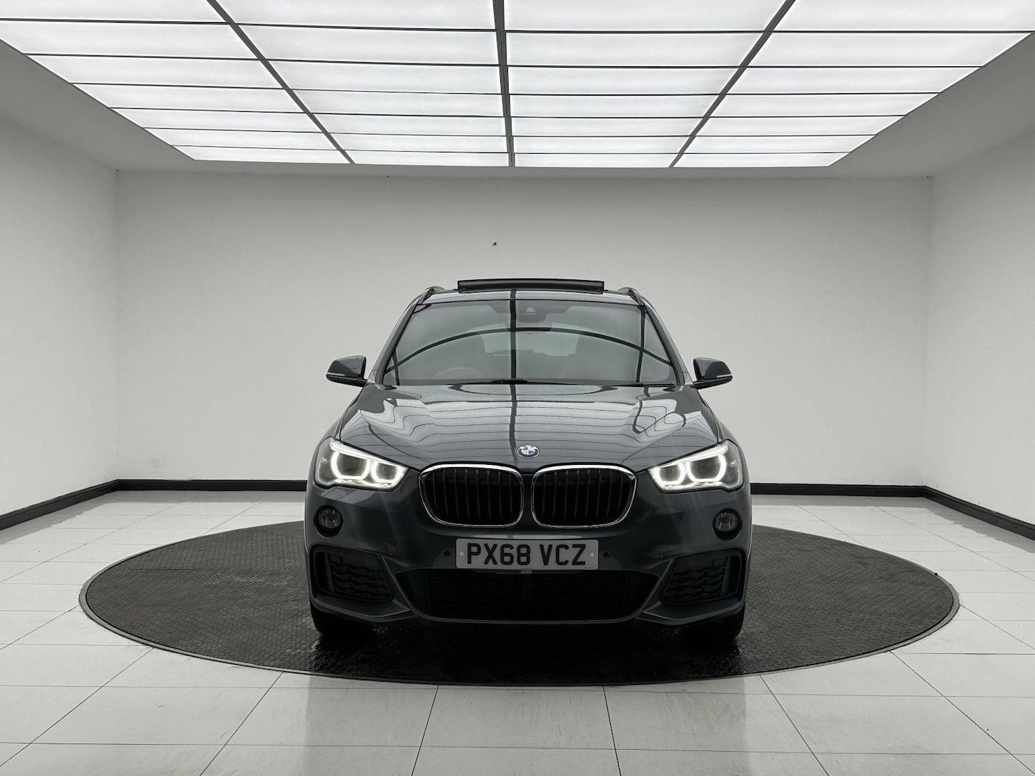 Used BMW X1 2018 for sale - 76840751: Photo 2