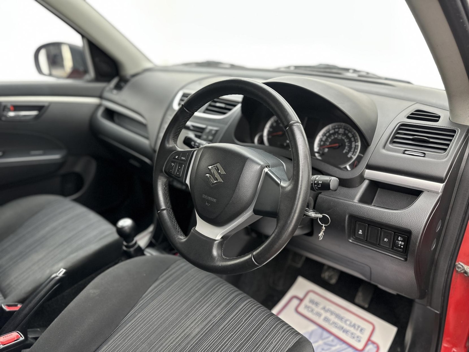 Used Suzuki Swift 2015 for sale - 77969068: Photo 10