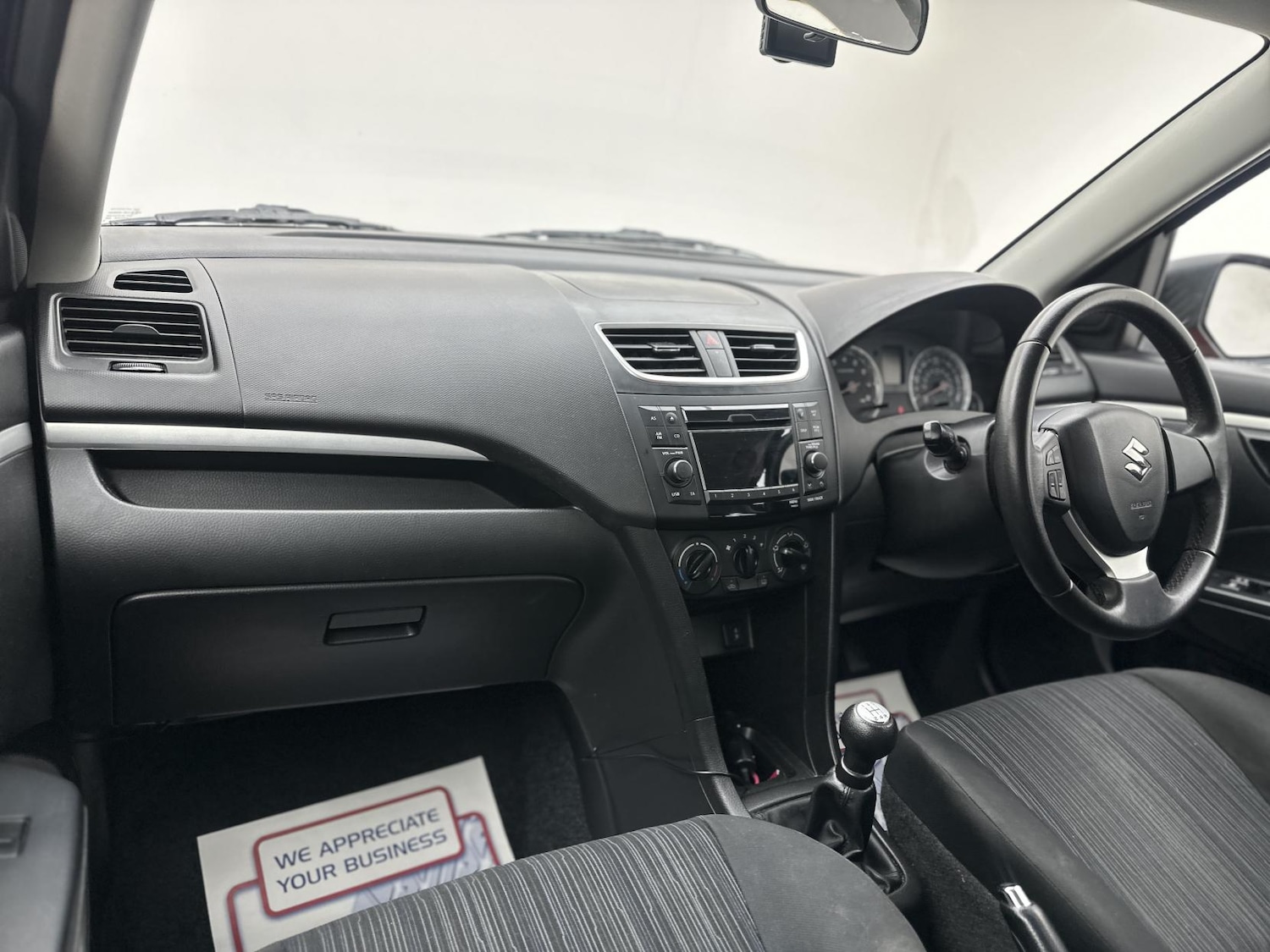 Used Suzuki Swift 2015 for sale - 77969068: Photo 21