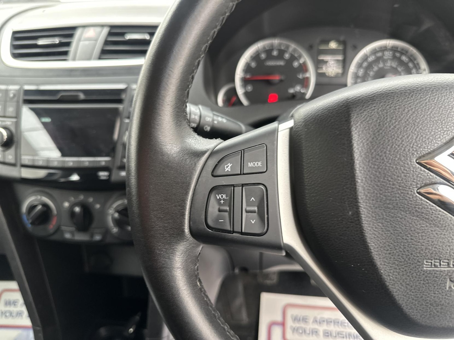 Used Suzuki Swift 2015 for sale - 77969068: Photo 26