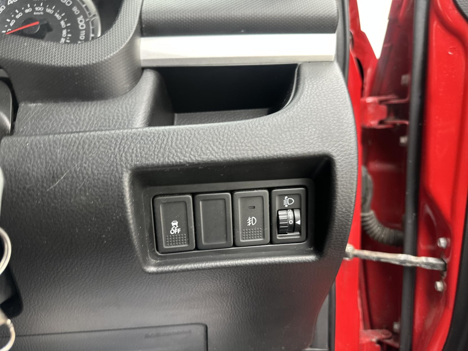 Used Suzuki Swift 2015 for sale - 77969068: Photo 29