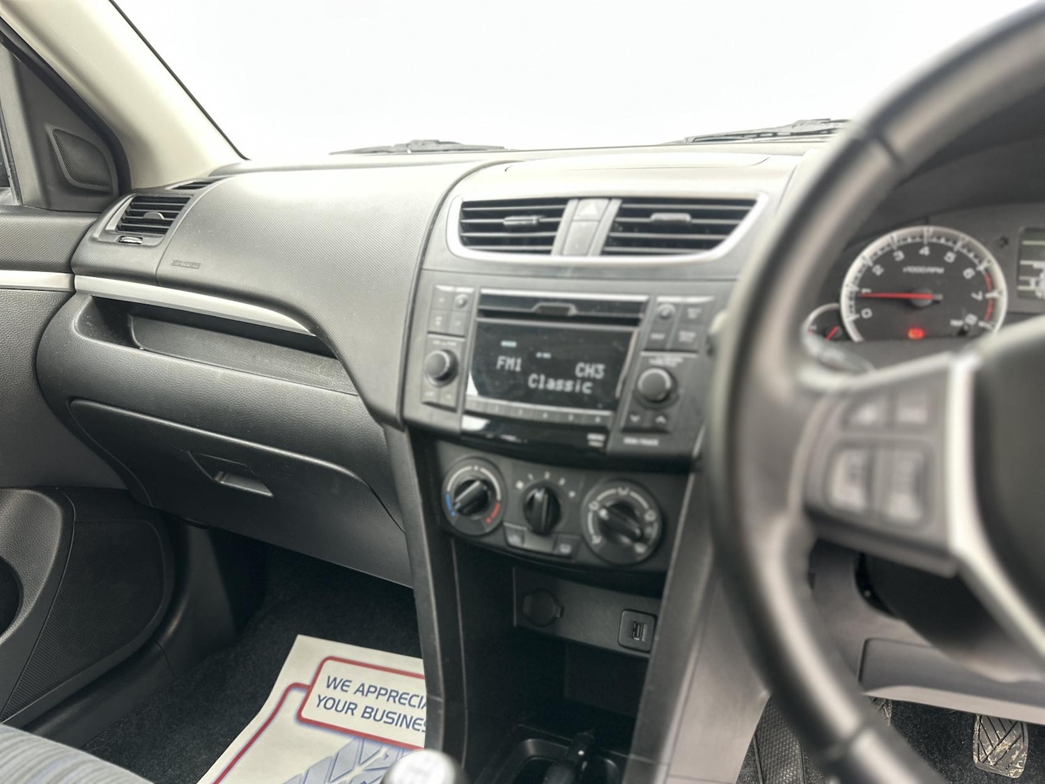 Used Suzuki Swift 2015 for sale - 77969068: Photo 33