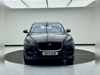 Used Jaguar F-Pace 2017 for sale - 75776485: Photo