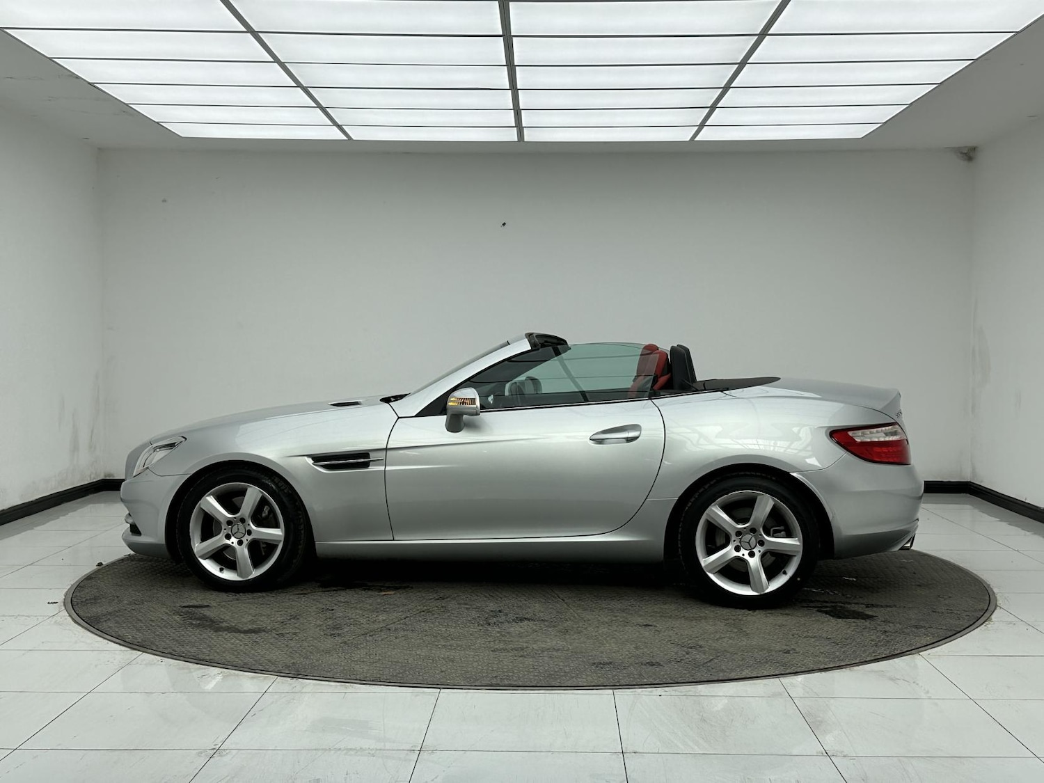 Used Mercedes-Benz SLK 2012 for sale - 77903511: Photo 12
