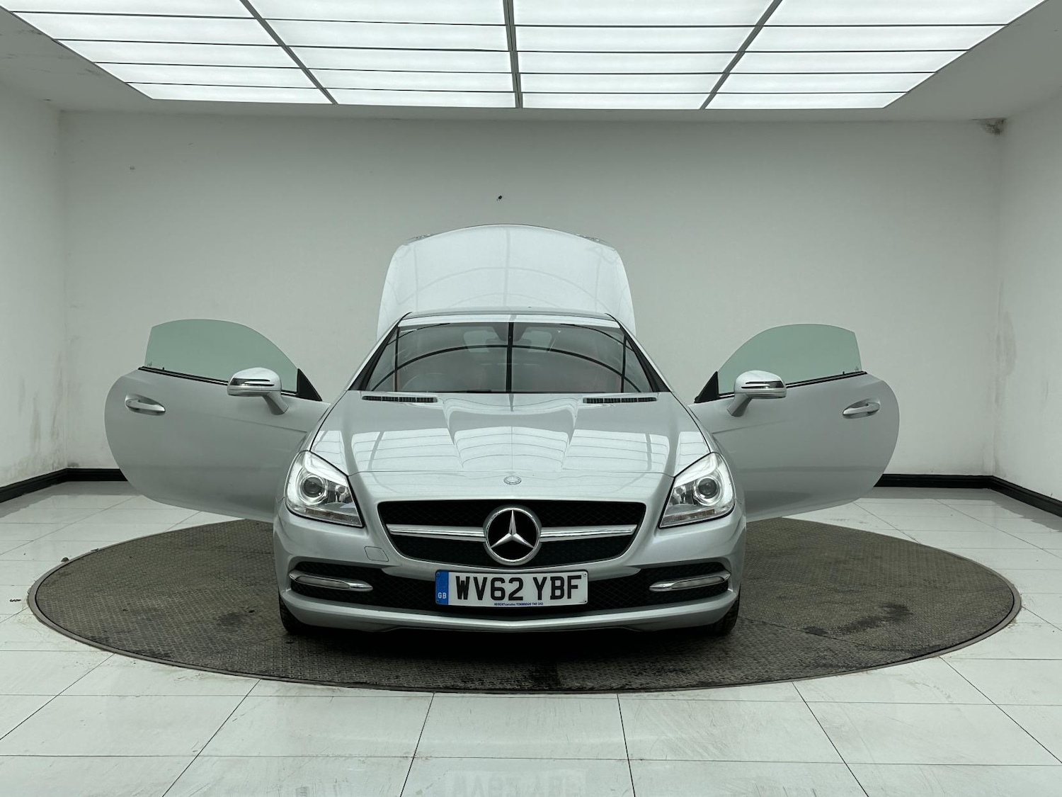 Used Mercedes-Benz SLK 2012 for sale - 77903511: Photo 17