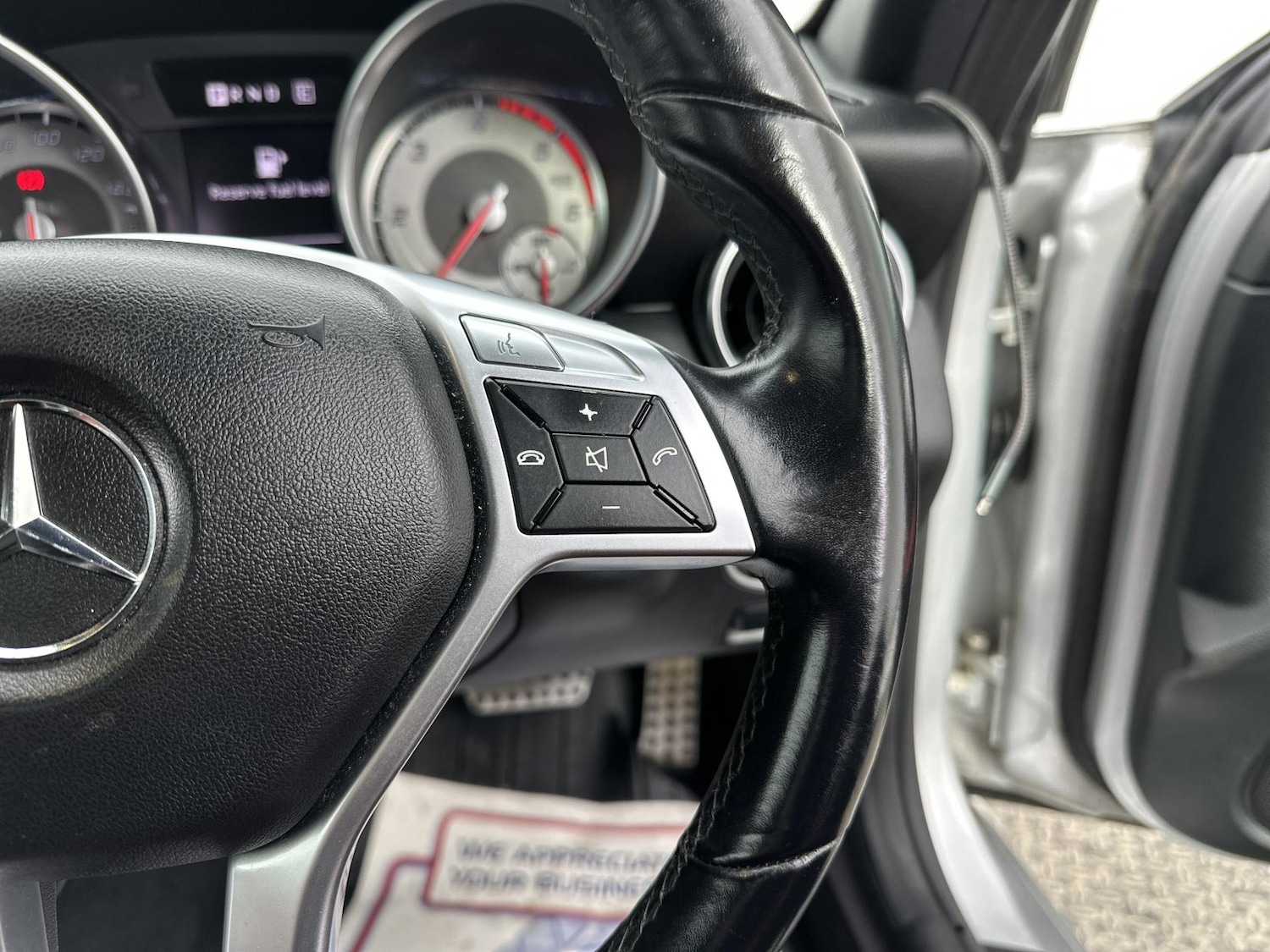 Used Mercedes-Benz SLK 2012 for sale - 77903511: Photo 25