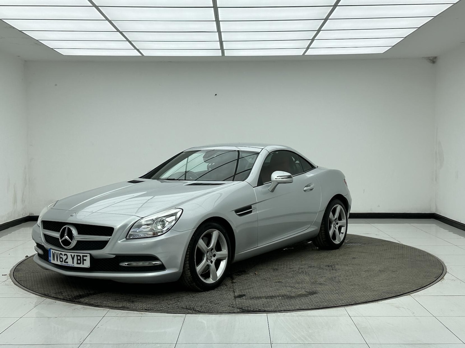 Used Mercedes-Benz SLK 2012 for sale - 77903511: Photo 3