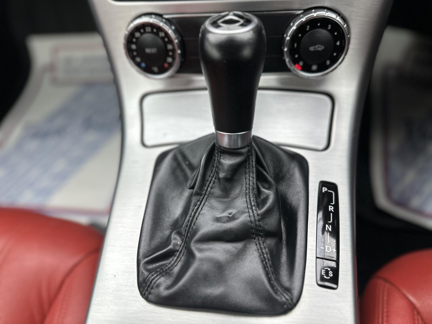 Used Mercedes-Benz SLK 2012 for sale - 77903511: Photo 33