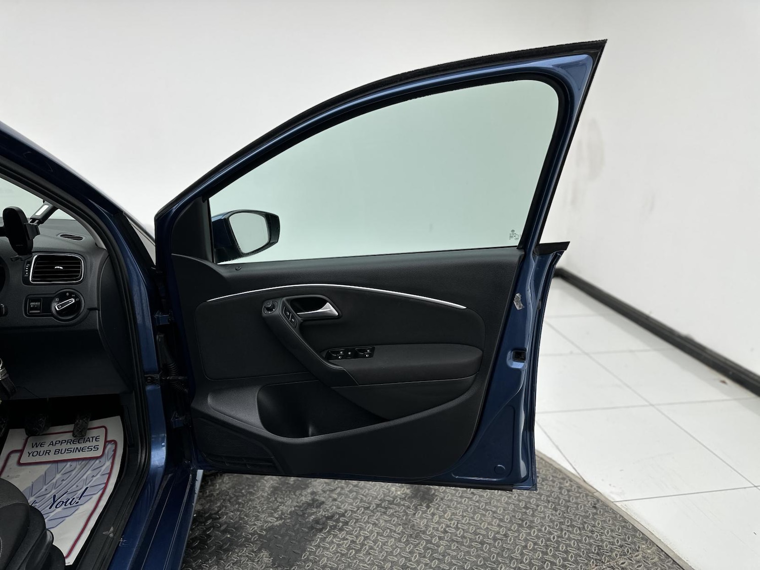 Used Volkswagen Polo 2016 for sale - 78057298: Photo 17