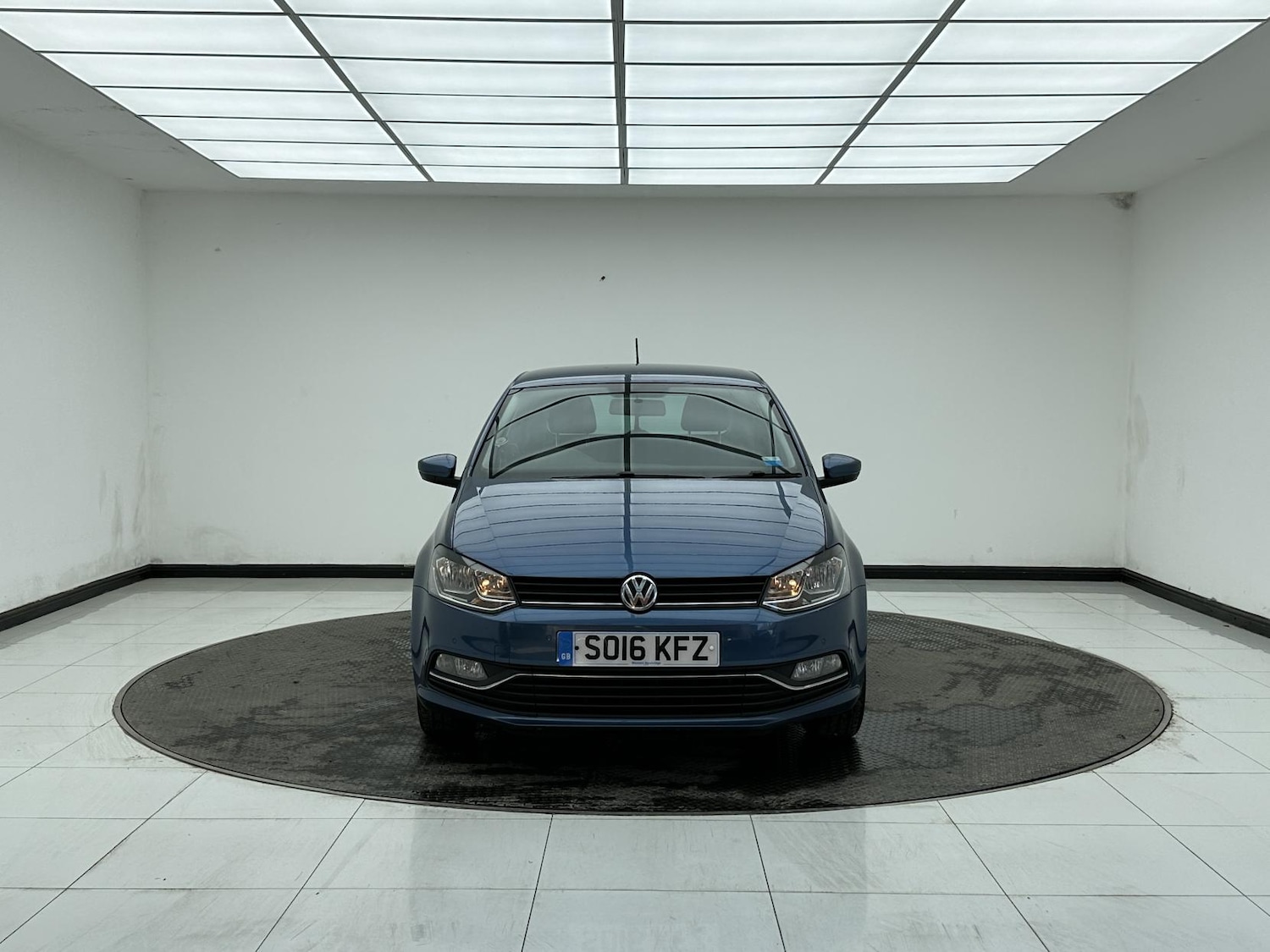 Used Volkswagen Polo 2016 for sale - 78057298: Photo 2