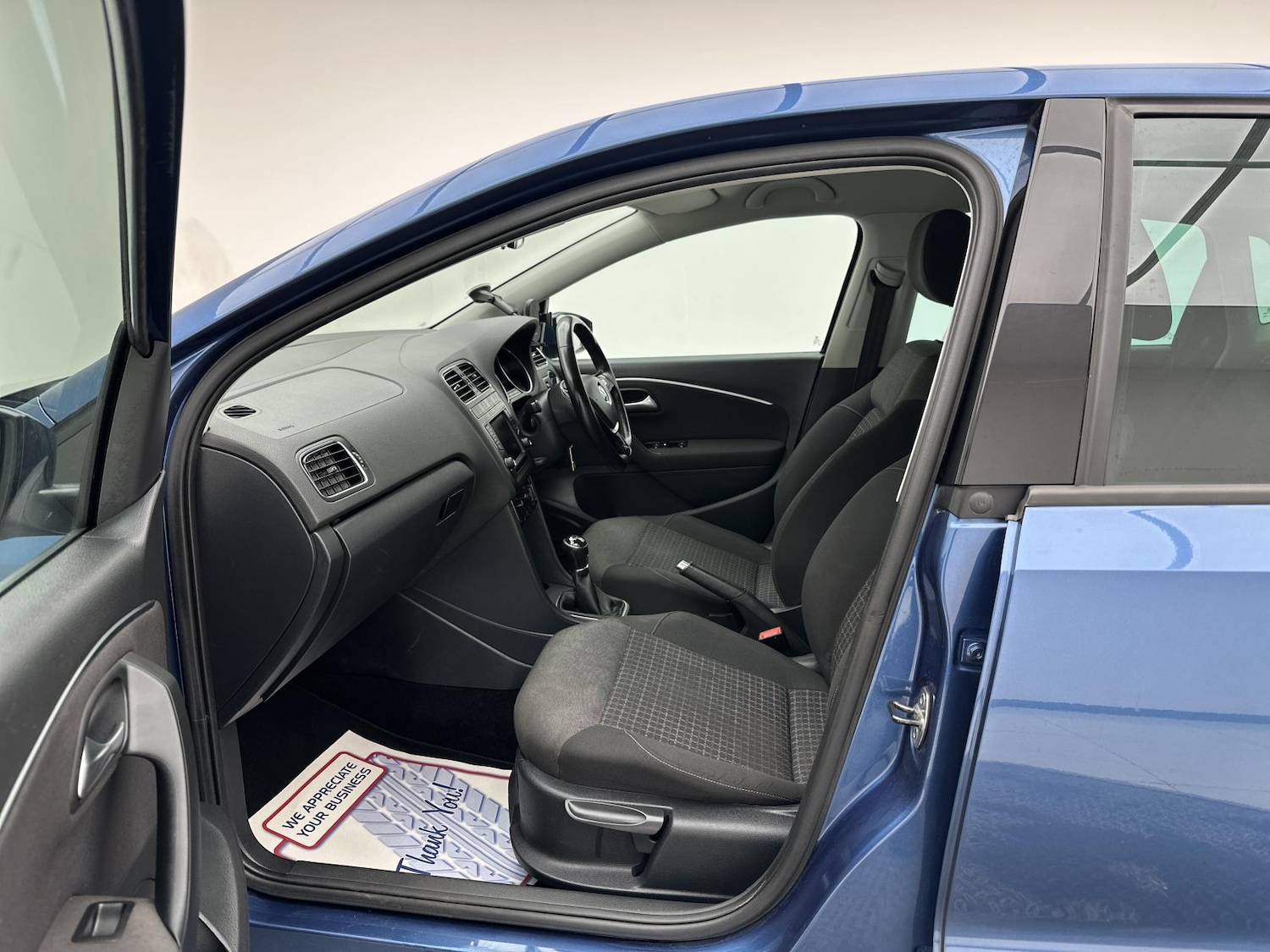 Used Volkswagen Polo 2016 for sale - 78057298: Photo 28