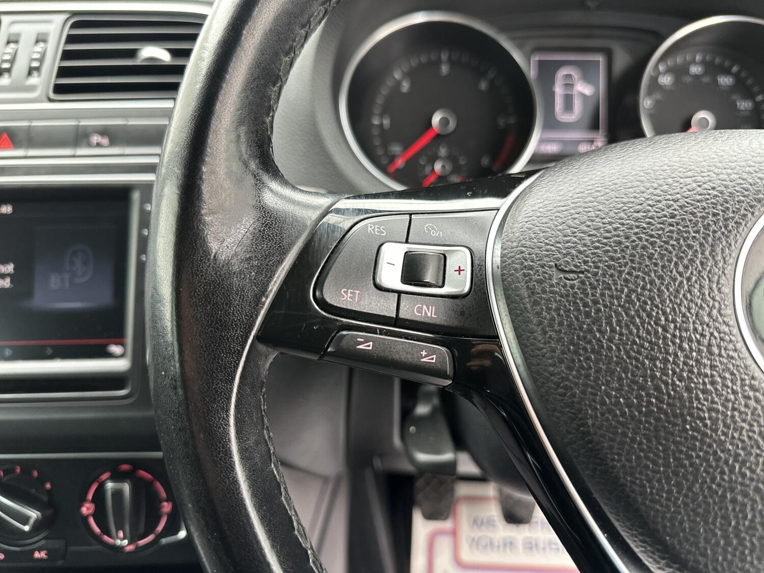 Used Volkswagen Polo 2016 for sale - 78057298: Photo 36