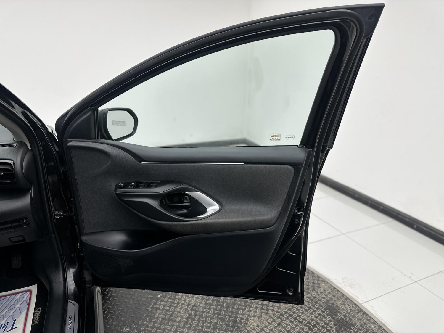 Used Toyota Yaris 2022 for sale - 78152946: Photo 18