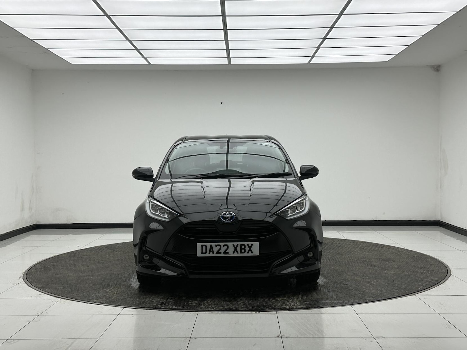 Used Toyota Yaris 2022 for sale - 78152946: Photo 2