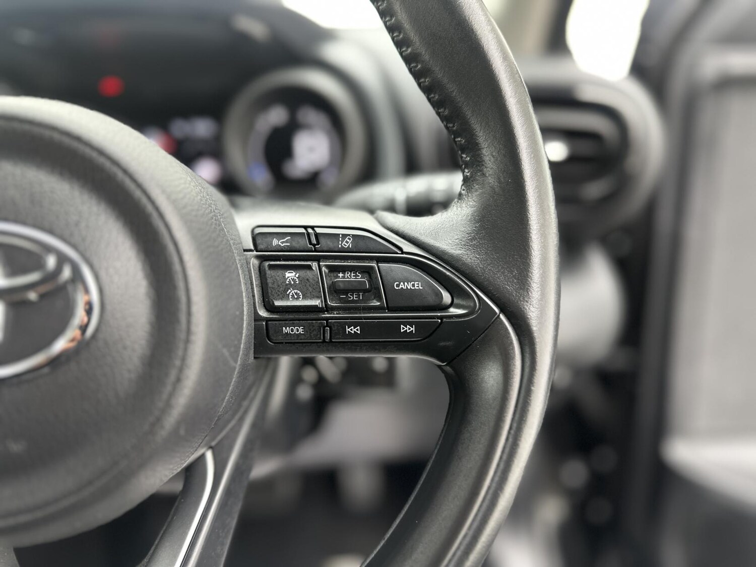 Used Toyota Yaris 2022 for sale - 78152946: Photo 26