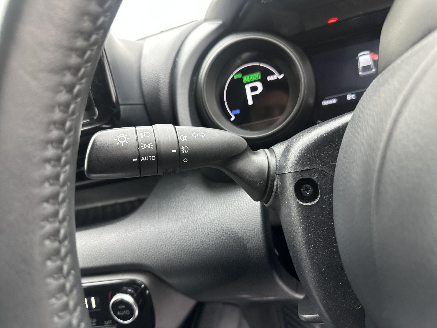 Used Toyota Yaris 2022 for sale - 78152946: Photo 27