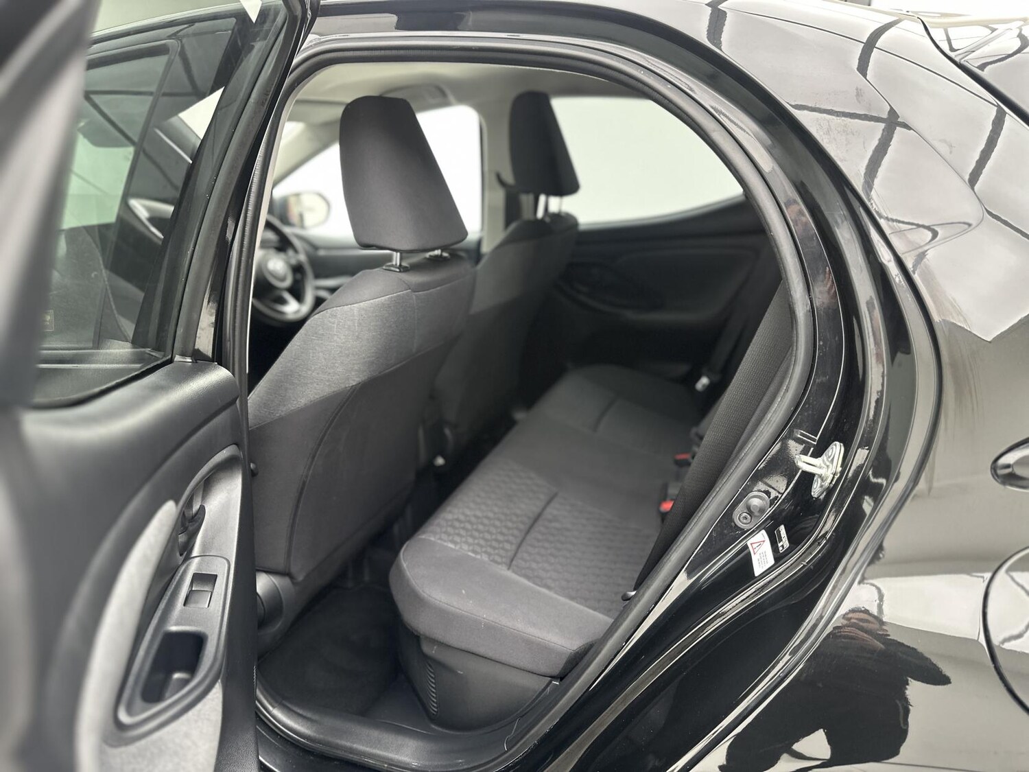 Used Toyota Yaris 2022 for sale - 78152946: Photo 36