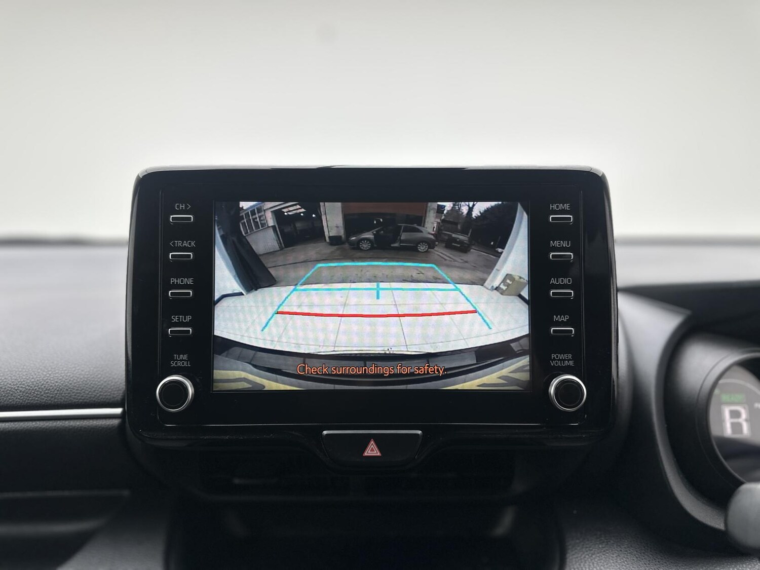 Used Toyota Yaris 2022 for sale - 78152946: Photo 39