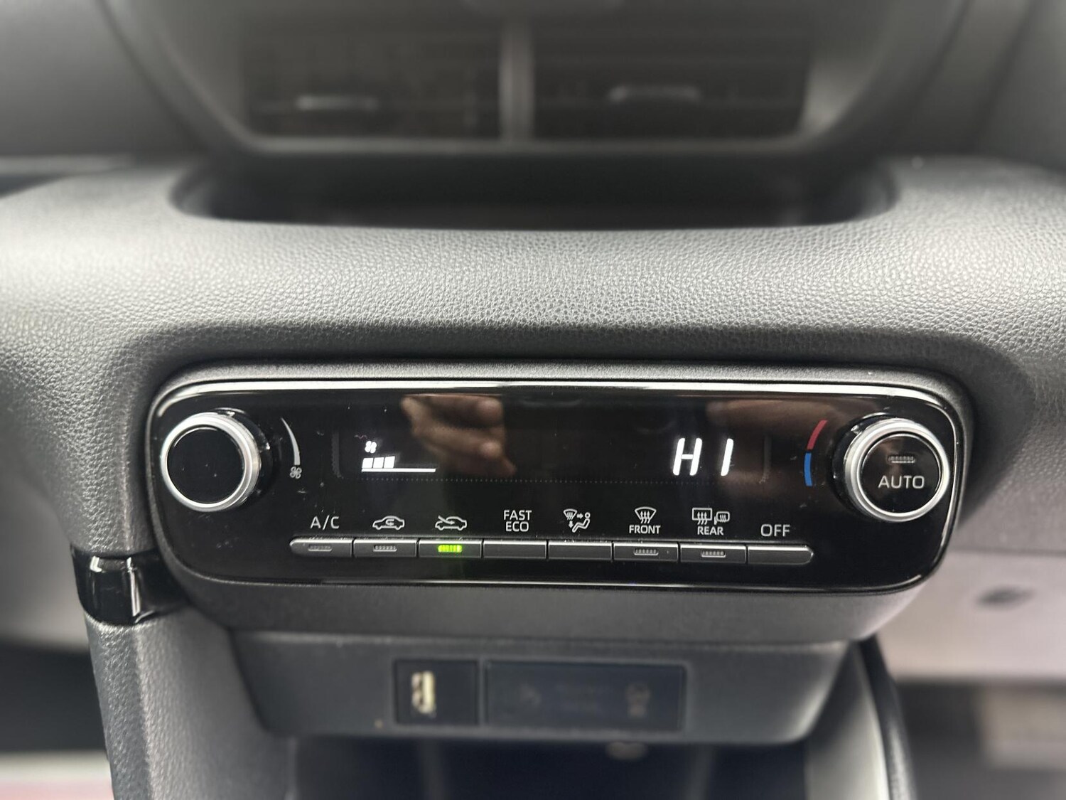 Used Toyota Yaris 2022 for sale - 78152946: Photo 45