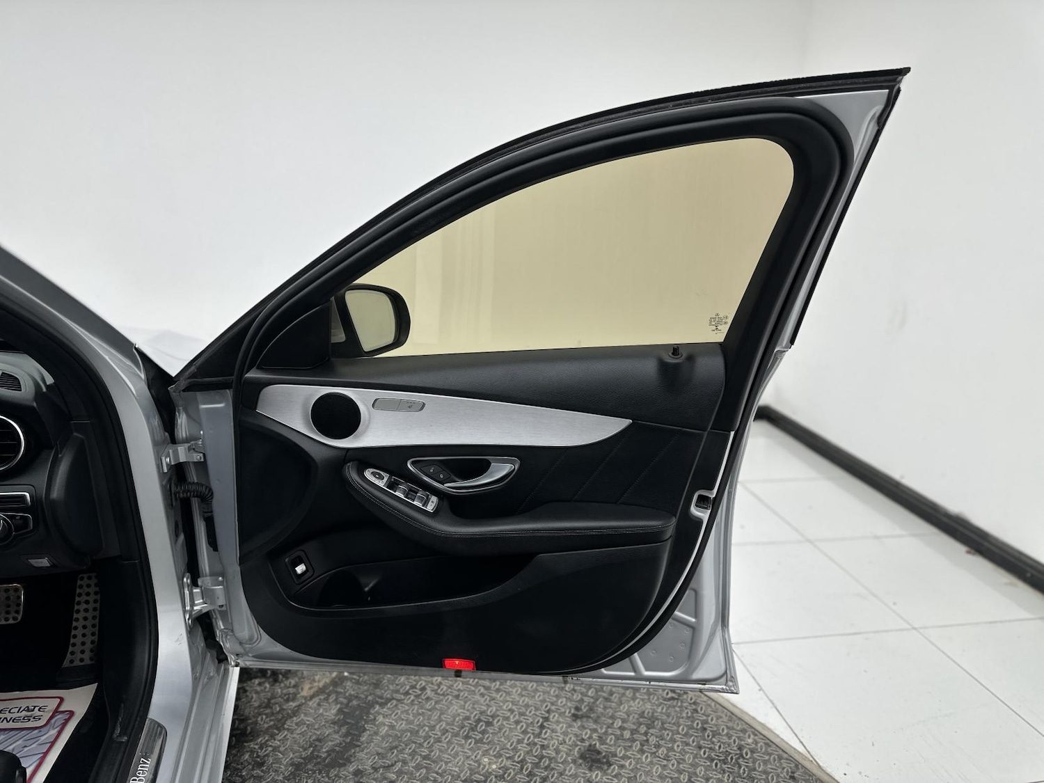 Used Mercedes-Benz C Class 2019 for sale - 78057297: Photo 18