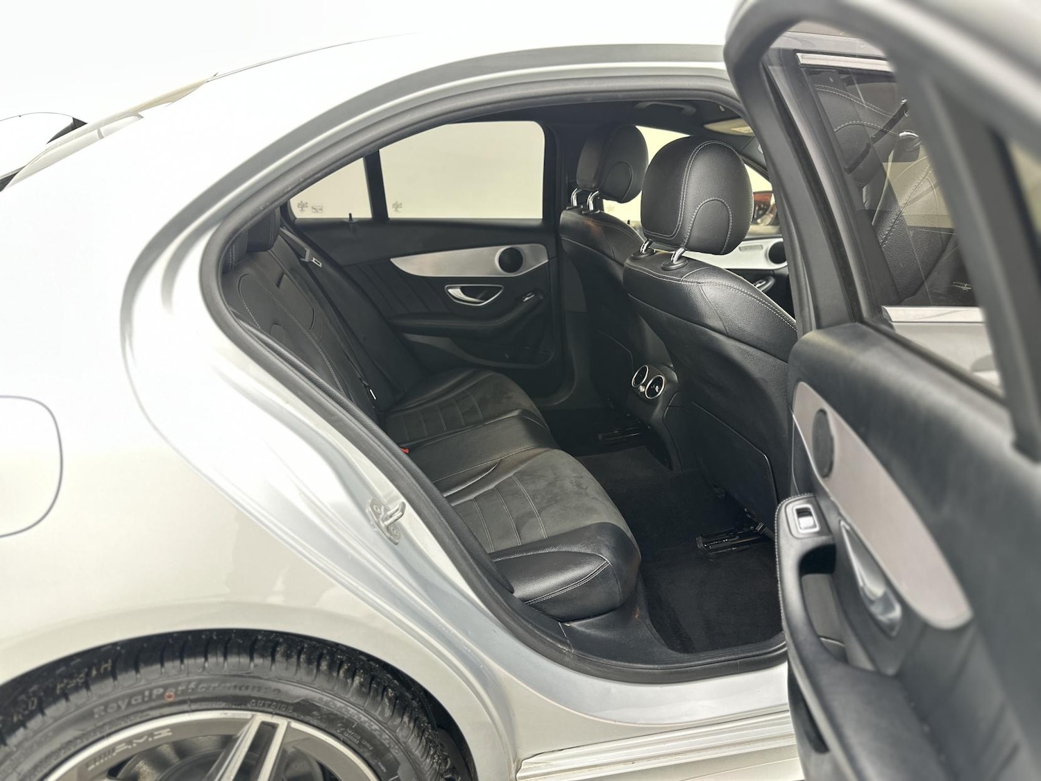 Used Mercedes-Benz C Class 2019 for sale - 78057297: Photo 19