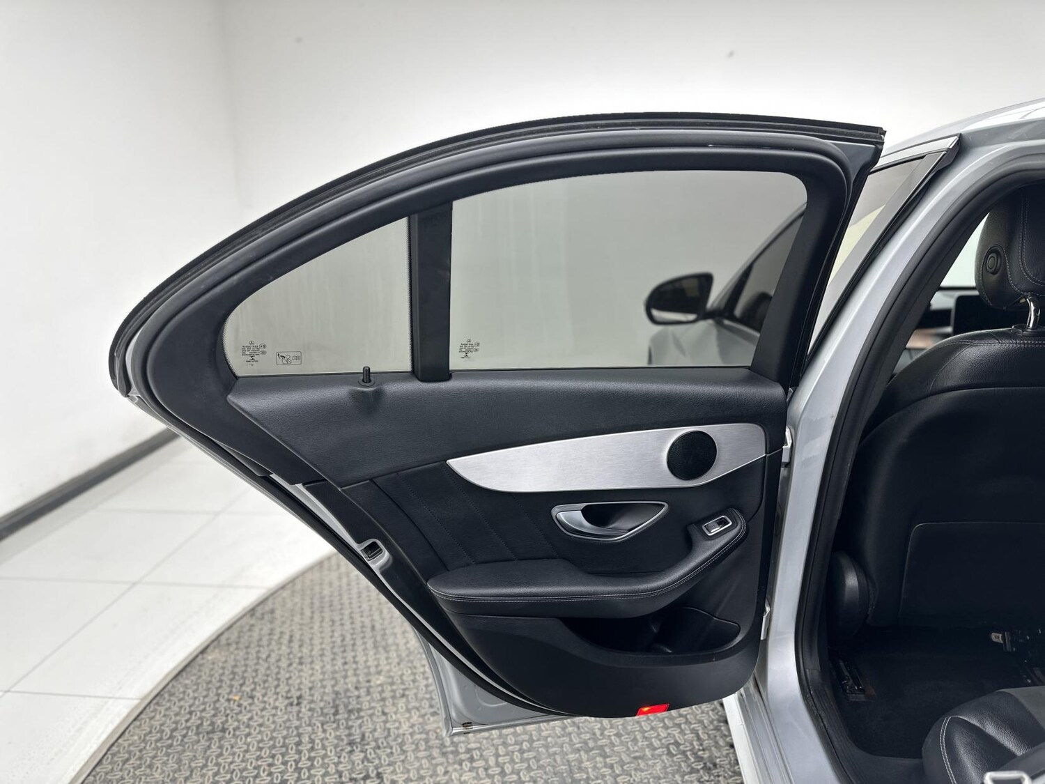 Used Mercedes-Benz C Class 2019 for sale - 78057297: Photo 27