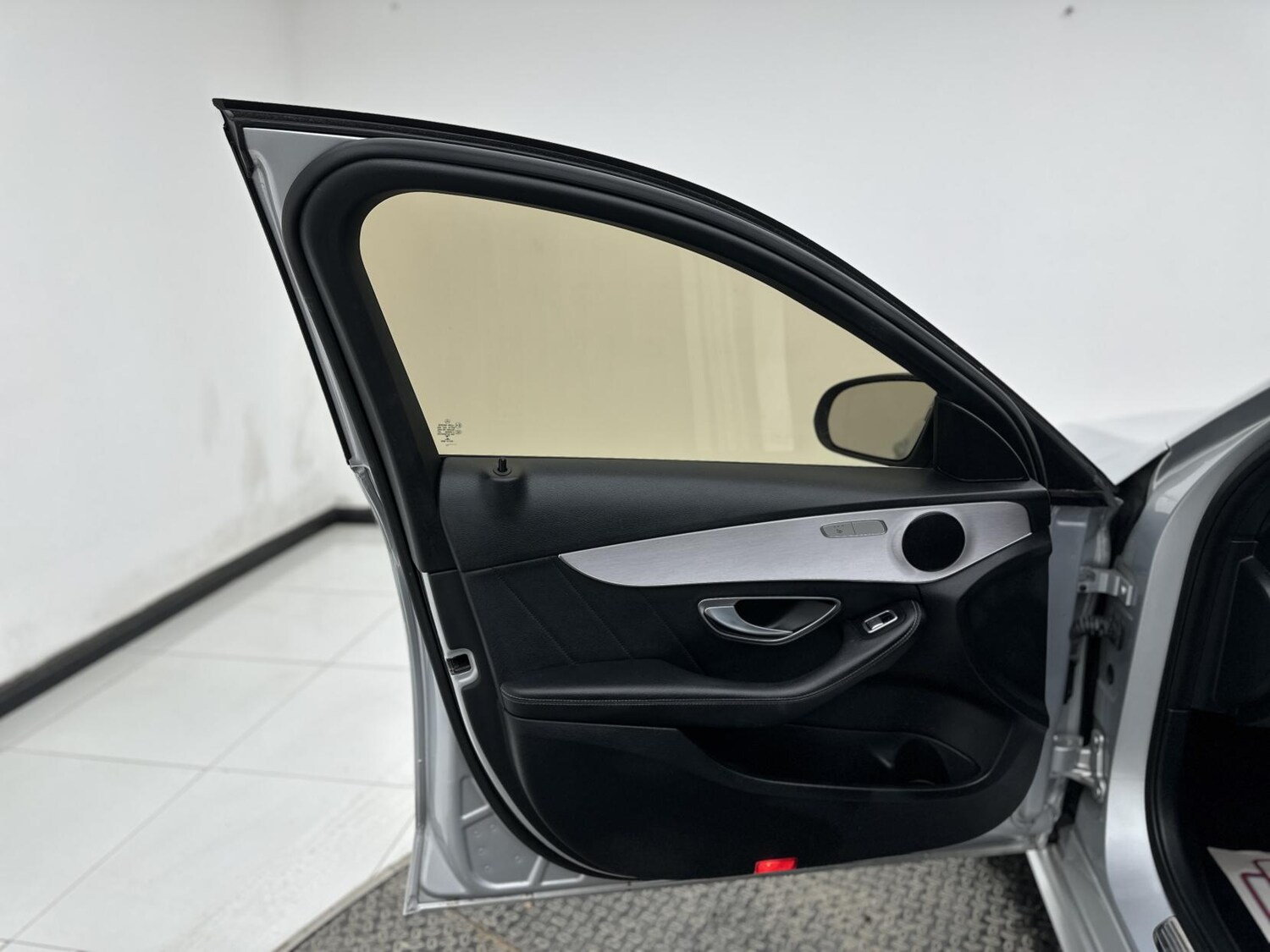 Used Mercedes-Benz C Class 2019 for sale - 78057297: Photo 31