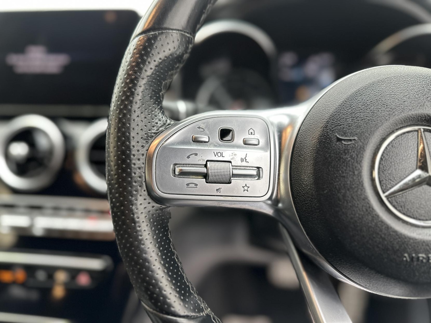 Used Mercedes-Benz C Class 2019 for sale - 78057297: Photo 38