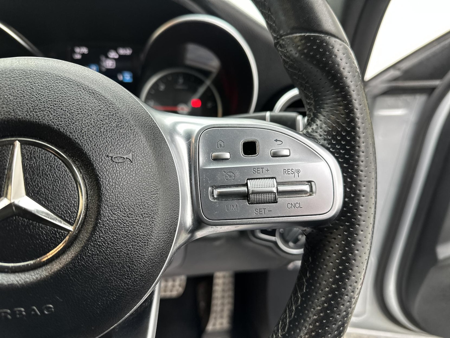 Used Mercedes-Benz C Class 2019 for sale - 78057297: Photo 39