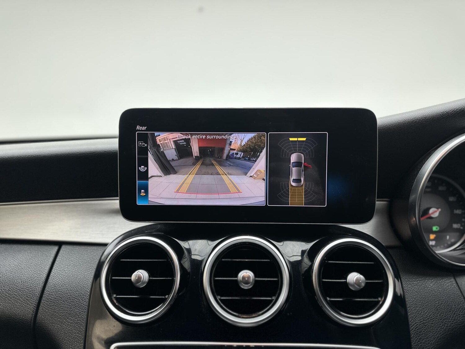 Used Mercedes-Benz C Class 2019 for sale - 78057297: Photo 48