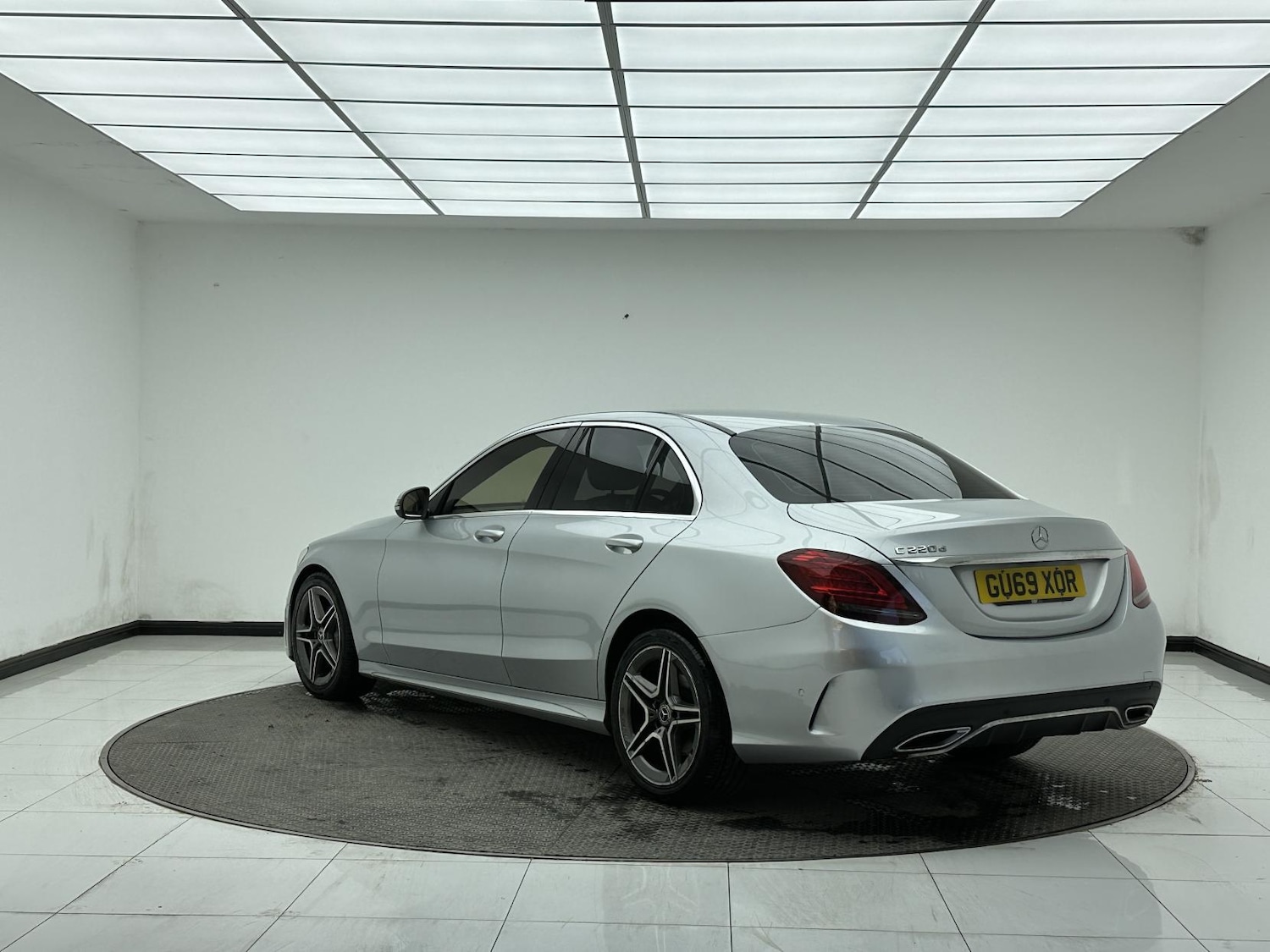 Used Mercedes-Benz C Class 2019 for sale - 78057297: Photo 5