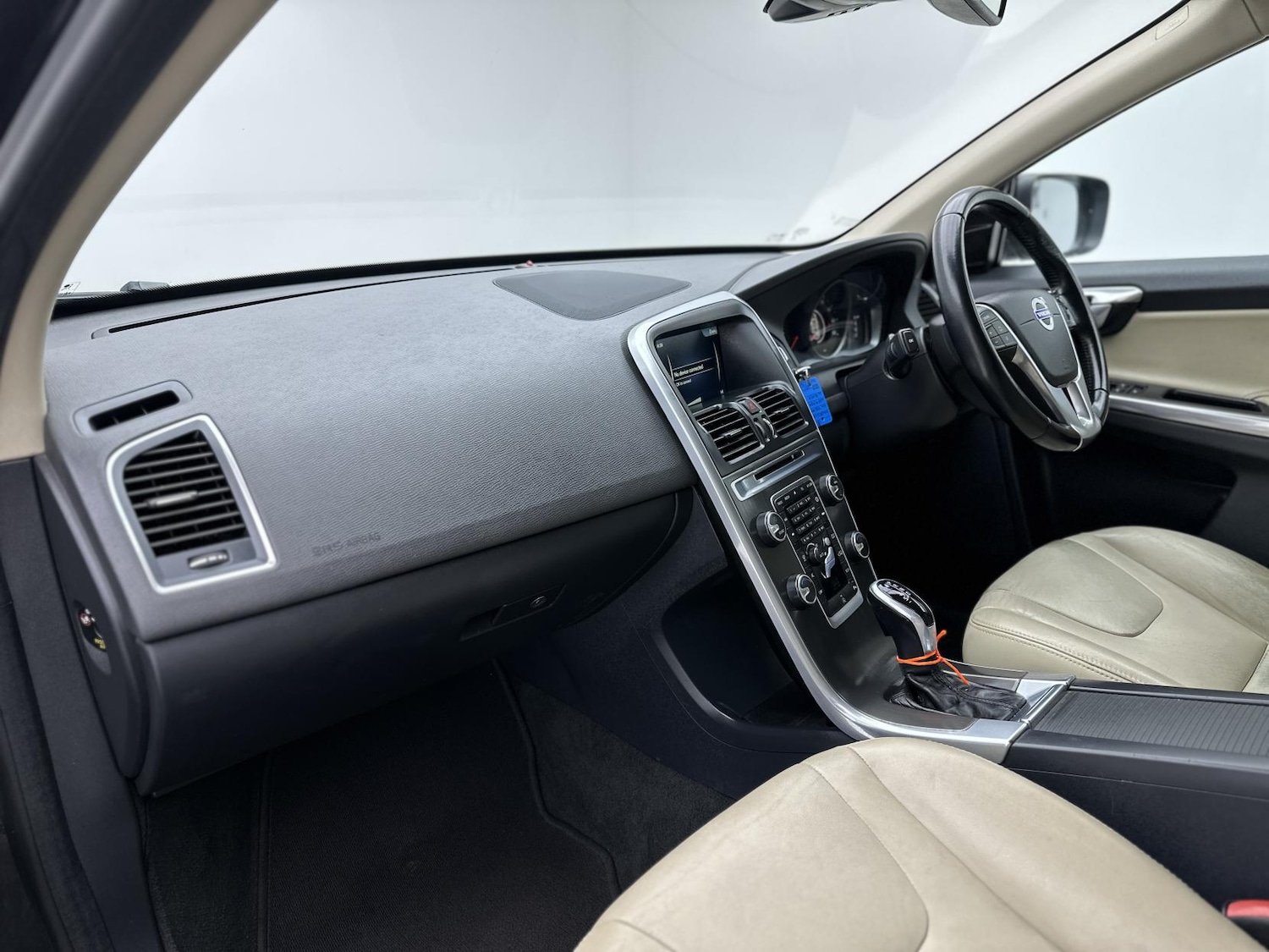 Used Volvo XC60 2014 for sale - 77063571: Photo 27