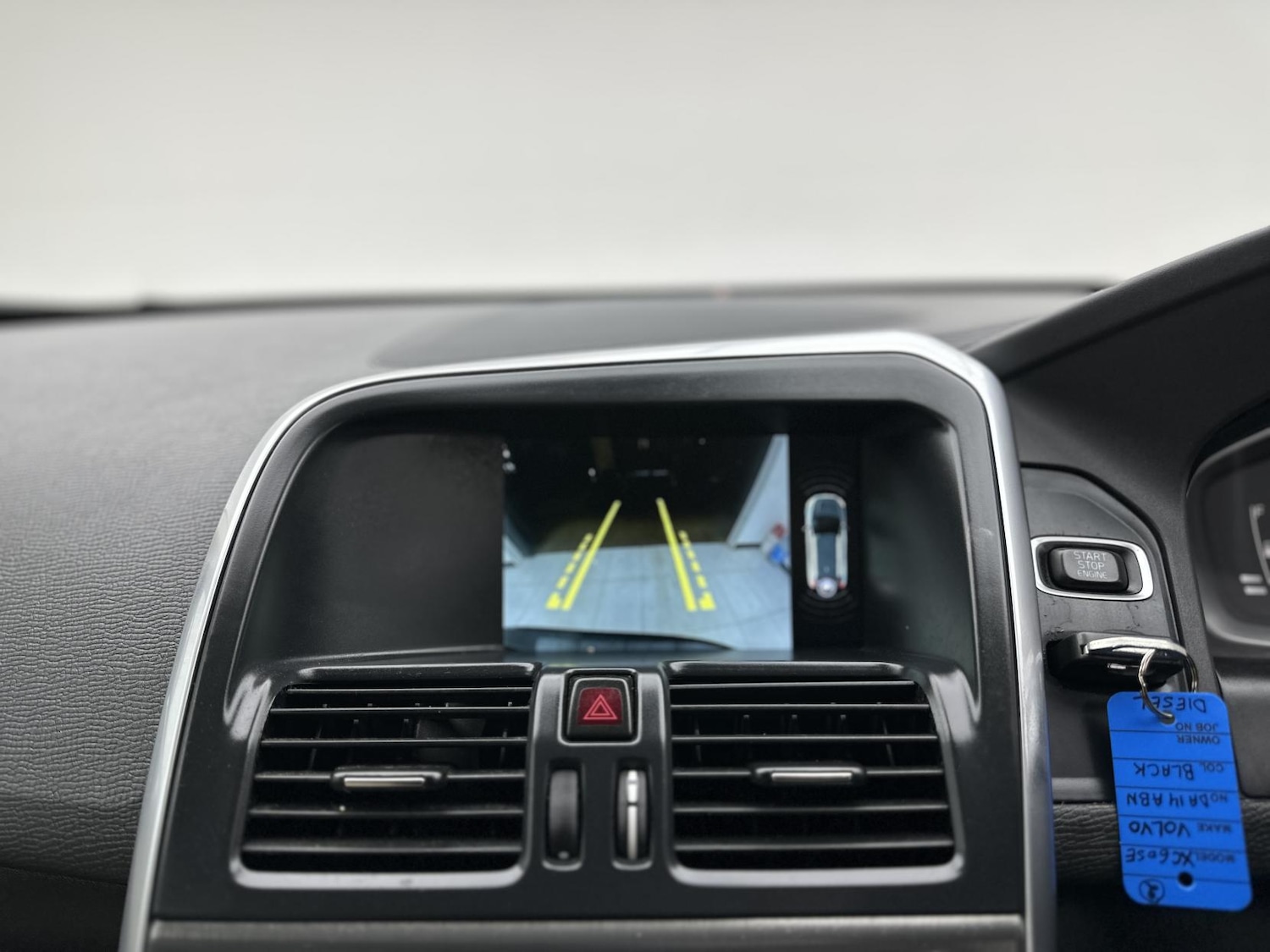 Used Volvo XC60 2014 for sale - 77063571: Photo 36