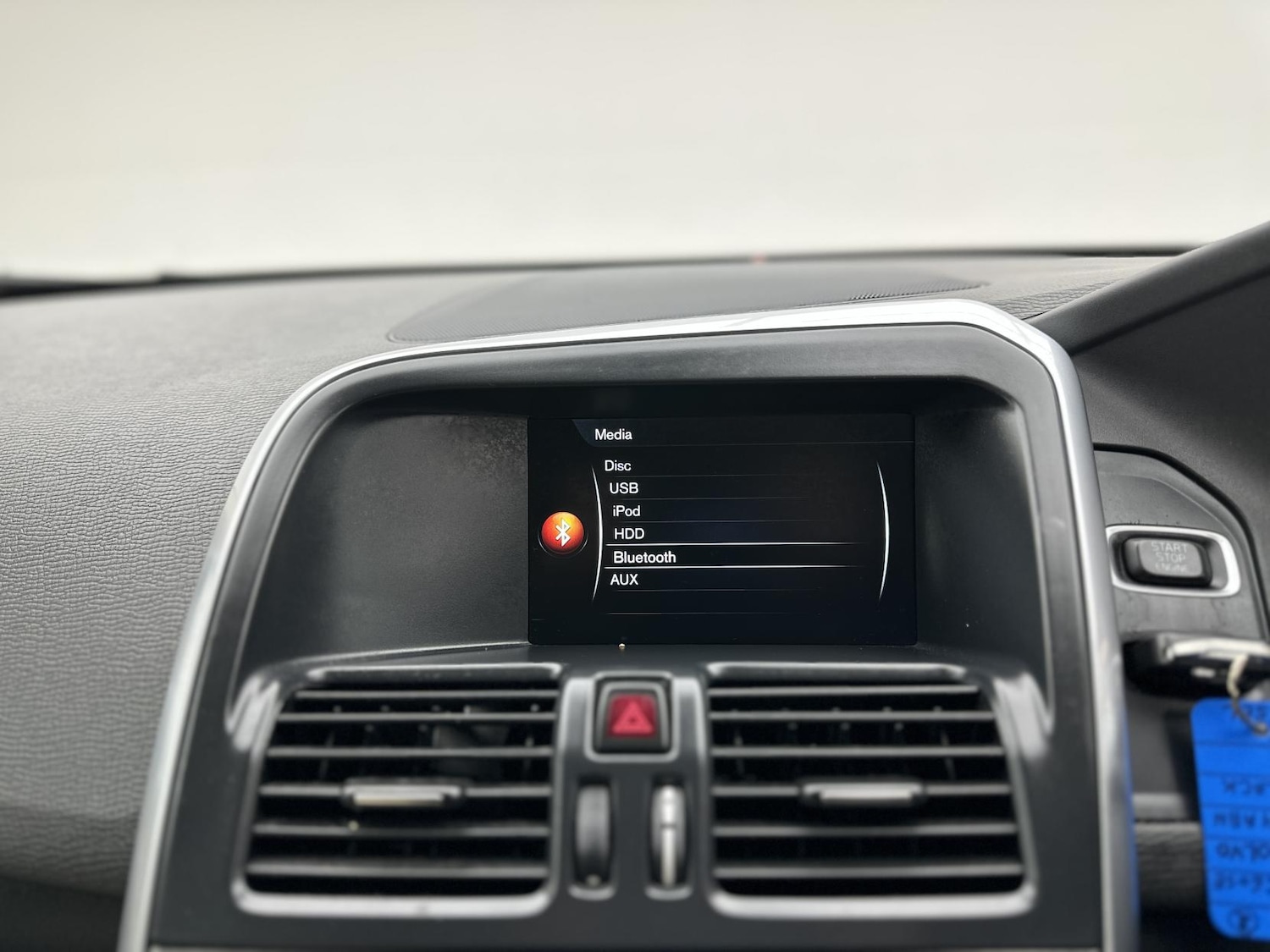 Used Volvo XC60 2014 for sale - 77063571: Photo 37