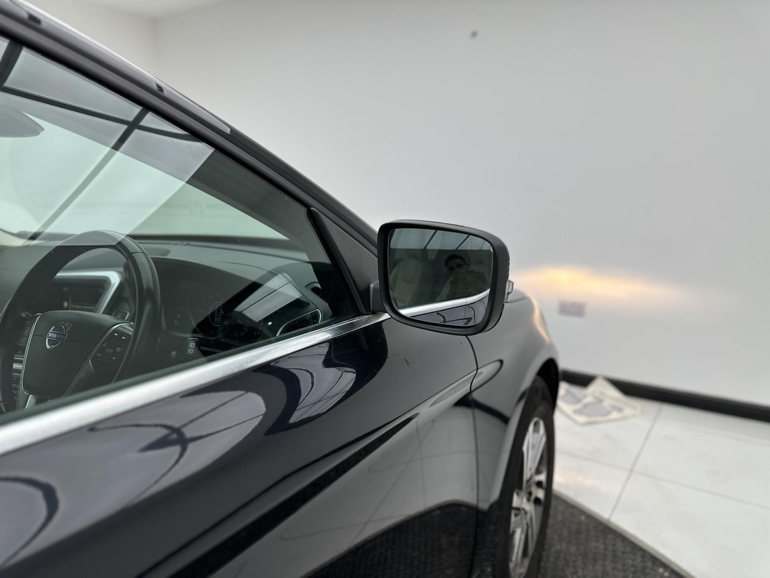 Used Volvo XC60 2014 for sale - 77063571: Photo 43