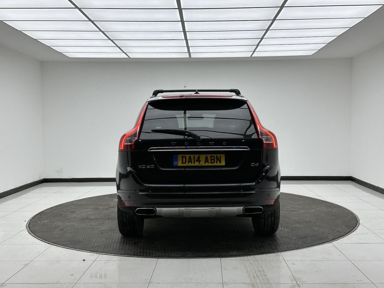 Used Volvo XC60 2014 for sale - 77063571: Photo 7