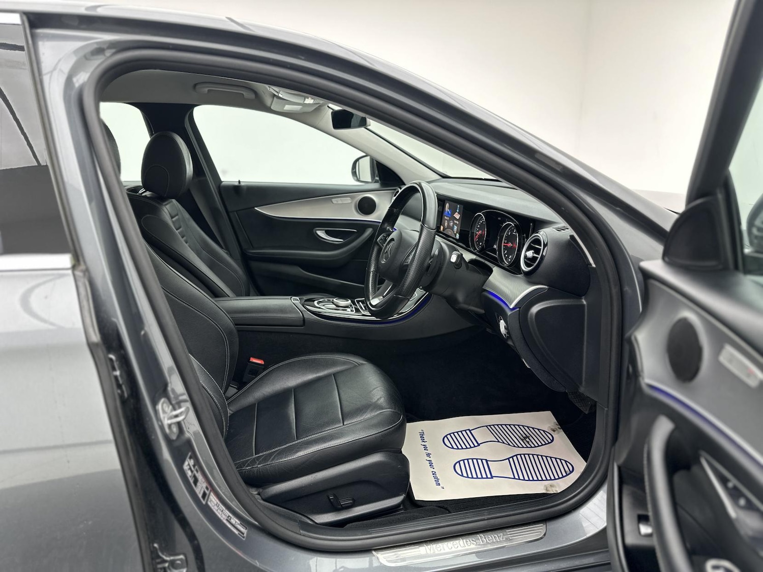 Used Mercedes-Benz E Class 2016 for sale - 76609302: Photo 24