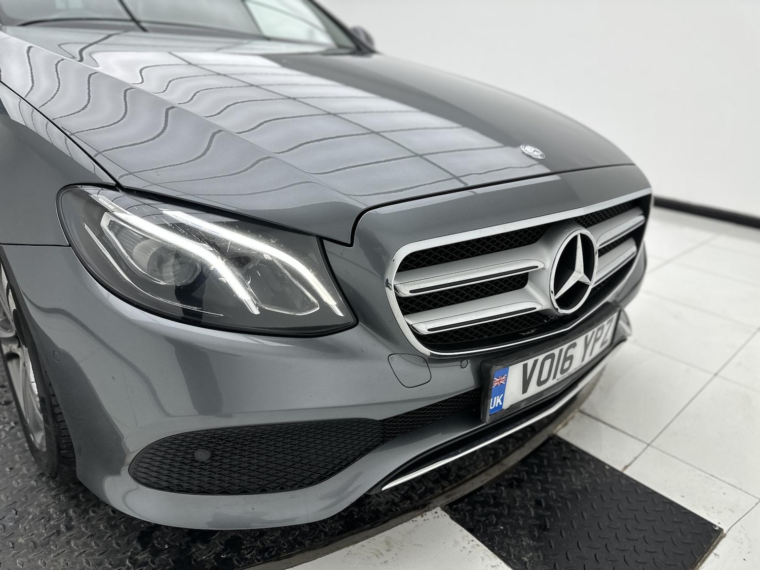 Used Mercedes-Benz E Class 2016 for sale - 76609302: Photo 48