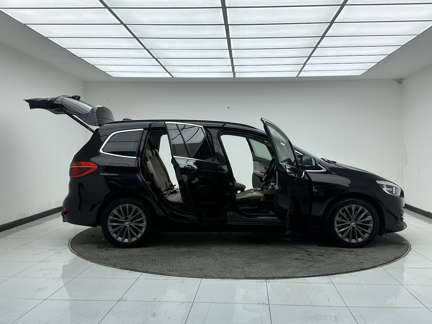 Used BMW 2 Series 2018 for sale - 77934607: Photo 13