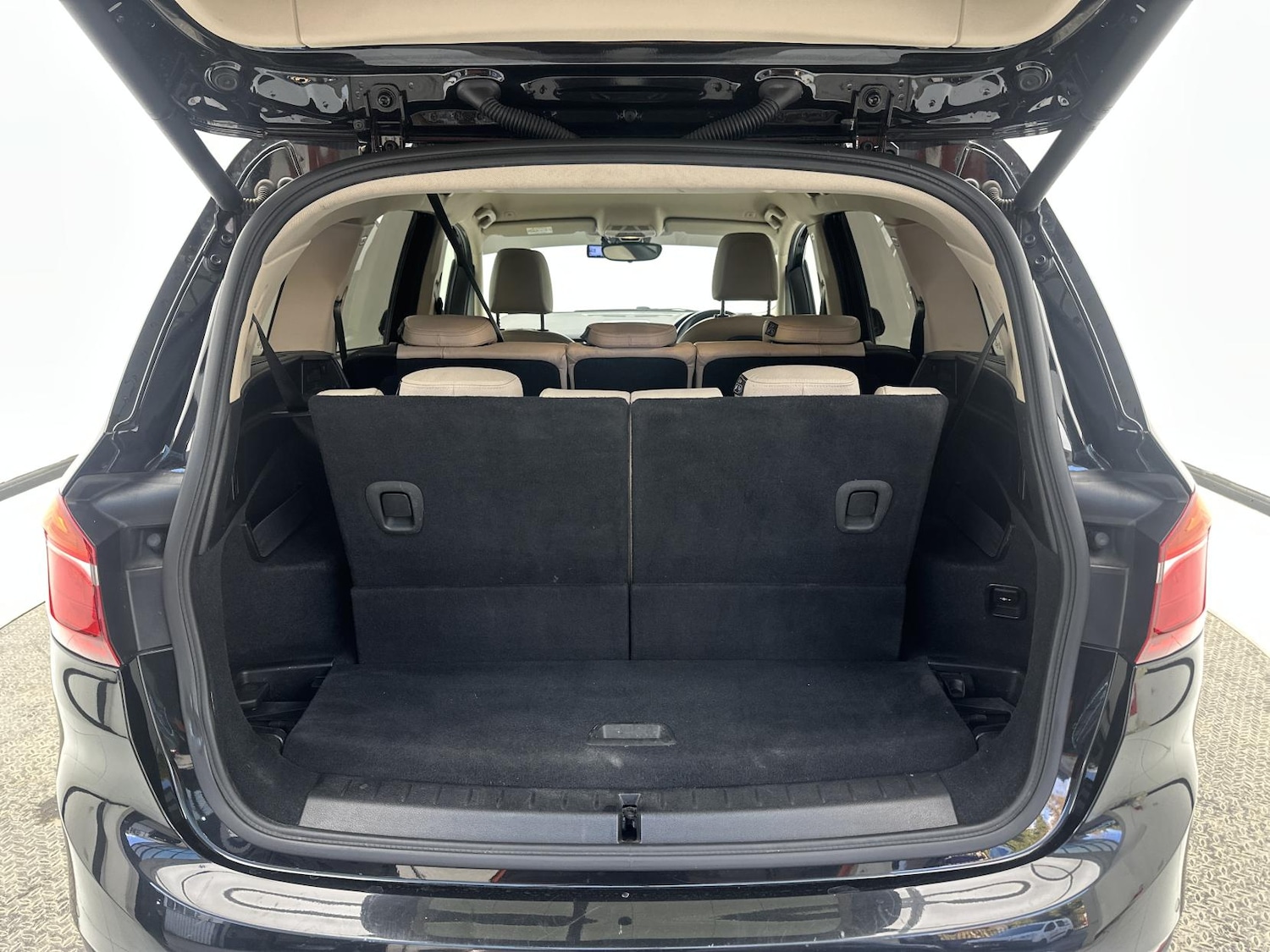 Used BMW 2 Series 2018 for sale - 77934607: Photo 25