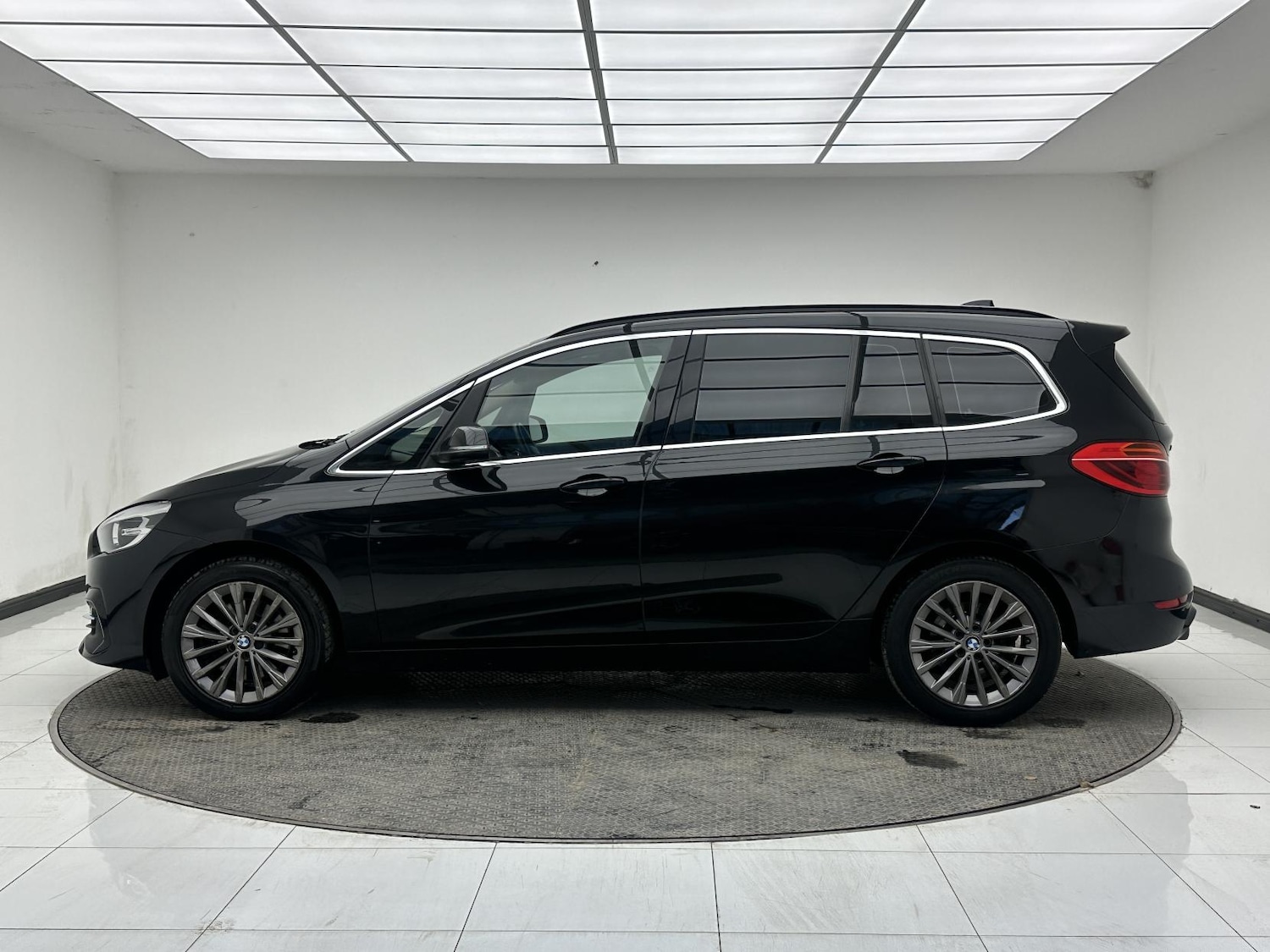 Used BMW 2 Series 2018 for sale - 77934607: Photo 4