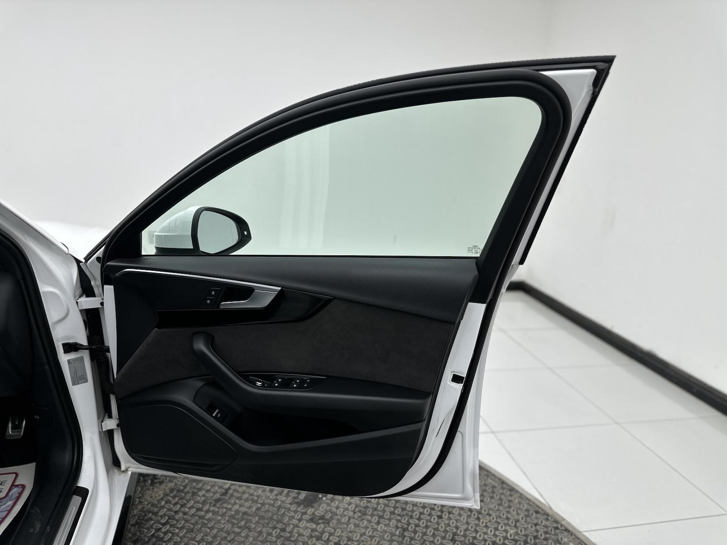 Used Audi A4 2019 for sale - 78184134: Photo 17