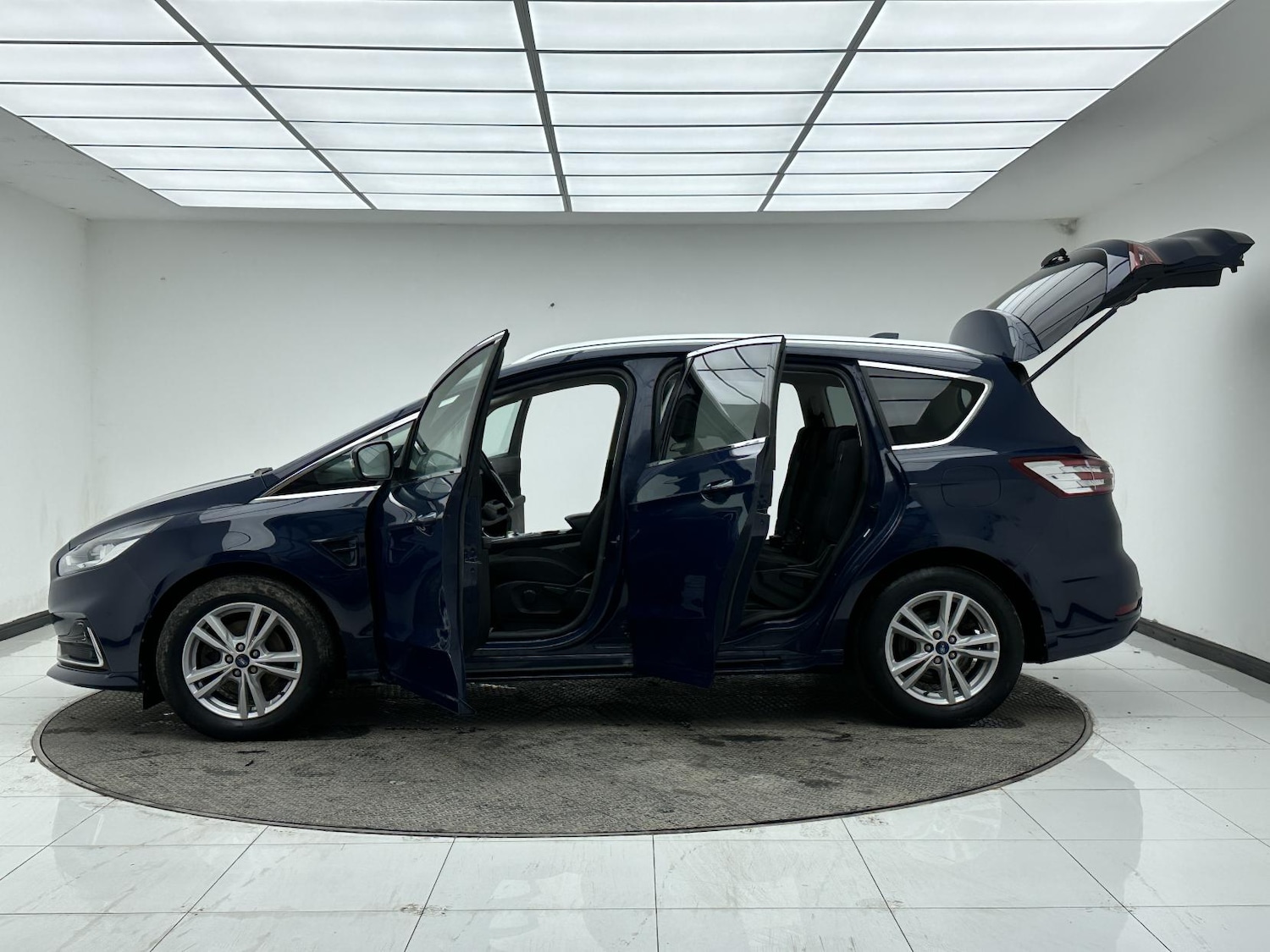 Used Ford S-Max 2022 for sale - 77619382: Photo 13