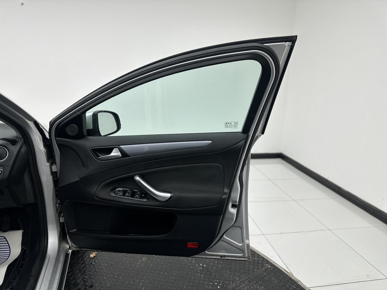 Used Ford Mondeo 2012 for sale - 76591703: Photo 17