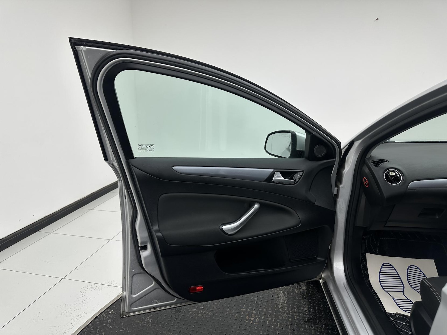 Used Ford Mondeo 2012 for sale - 76591703: Photo 29