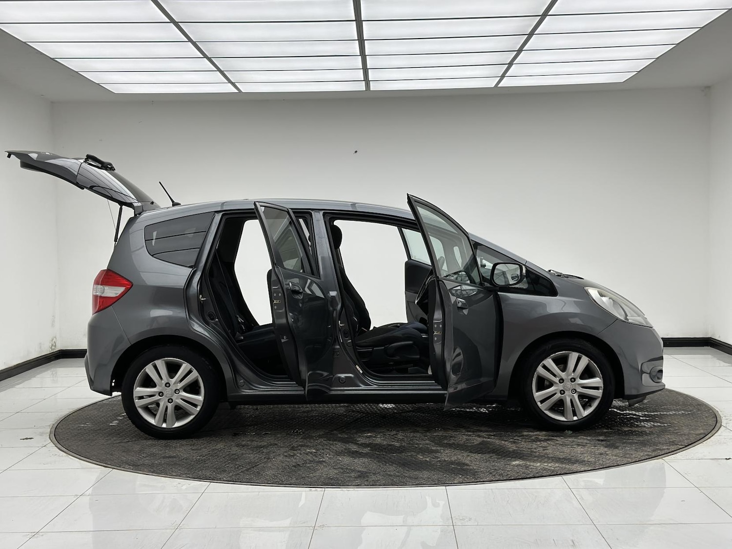 Used Honda Jazz 2012 for sale - 77326493: Photo 8