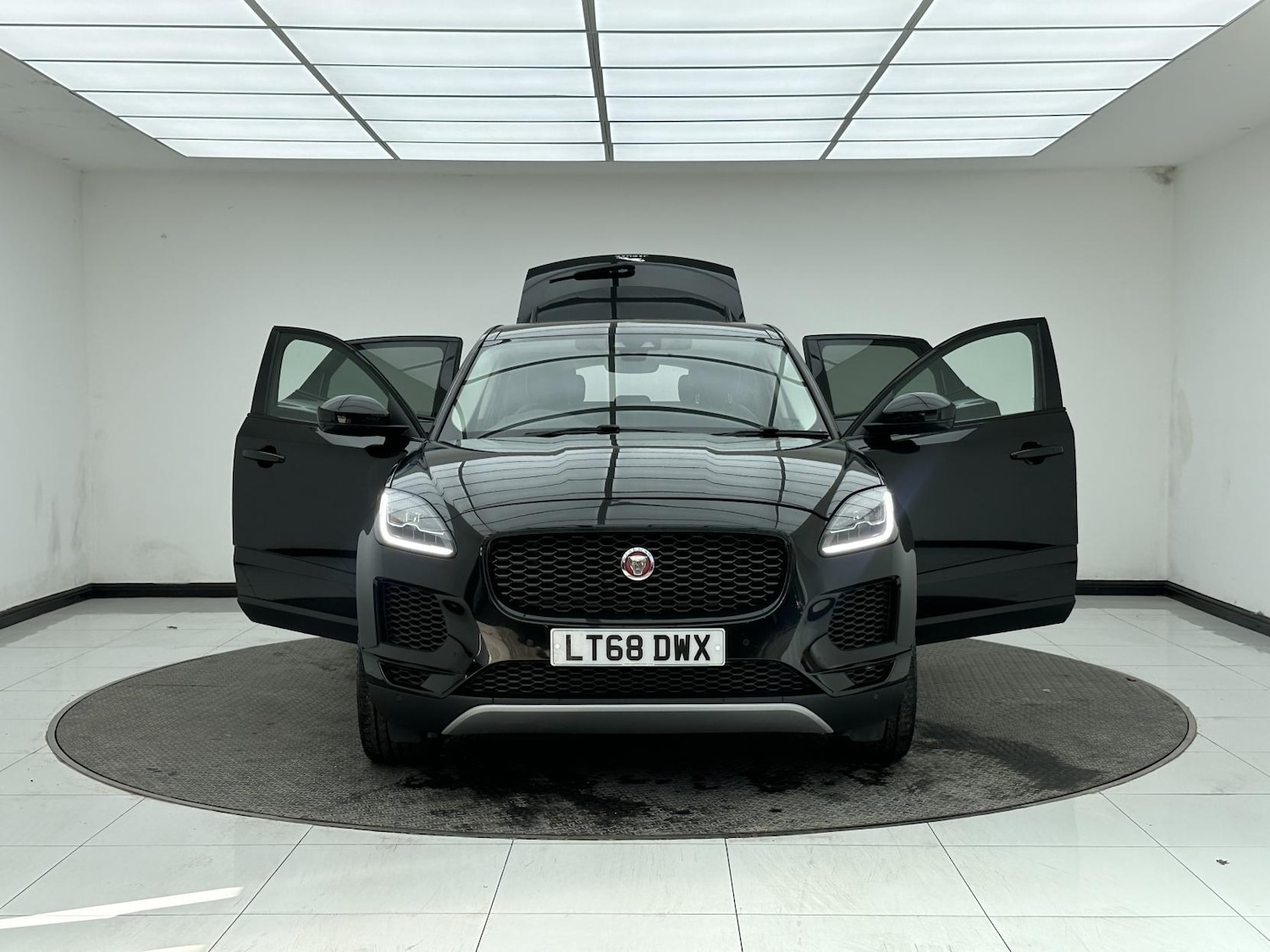 Used Jaguar E-Pace 2018 for sale - 78170032: Photo 10