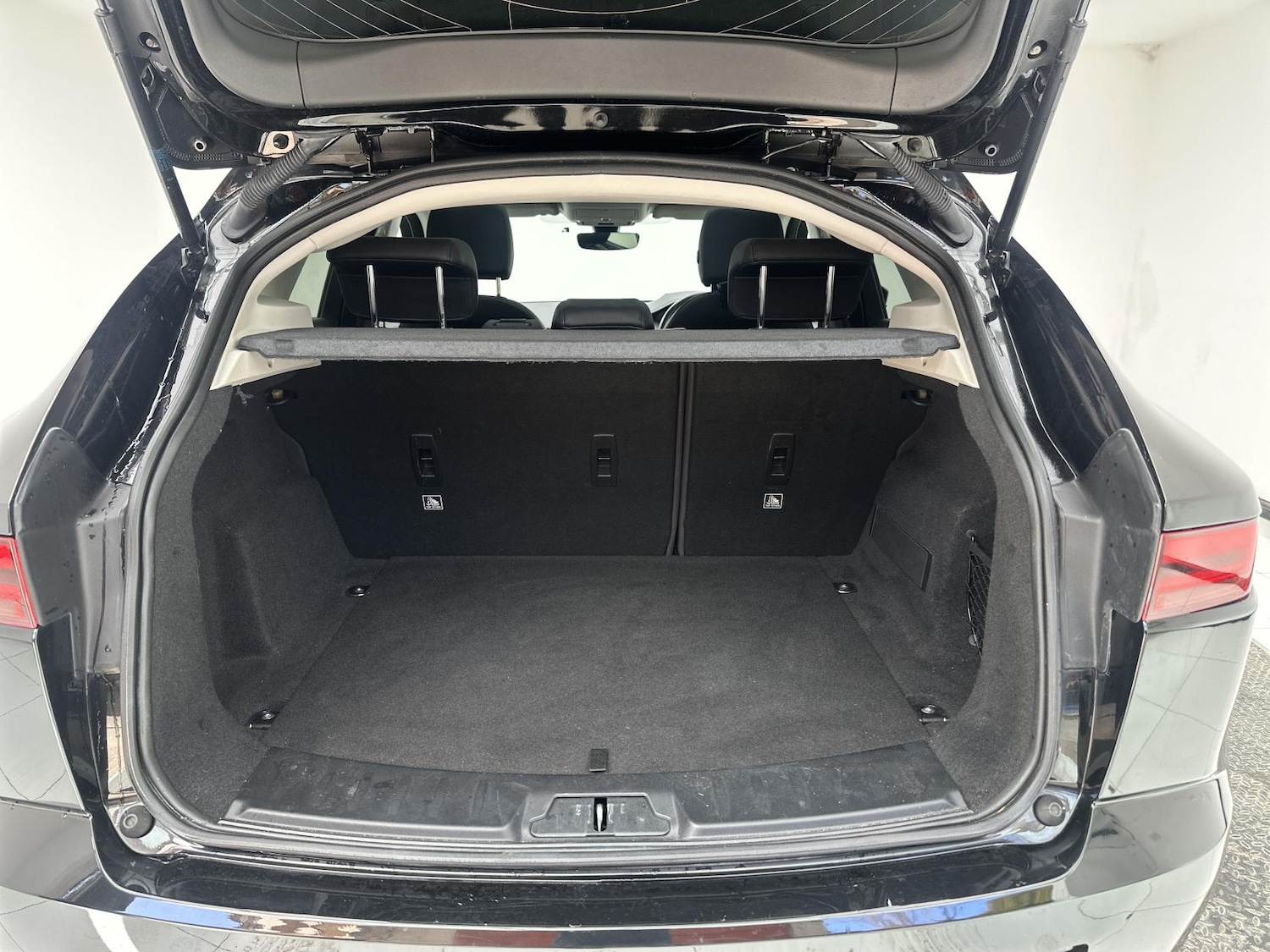 Used Jaguar E-Pace 2018 for sale - 78170032: Photo 25