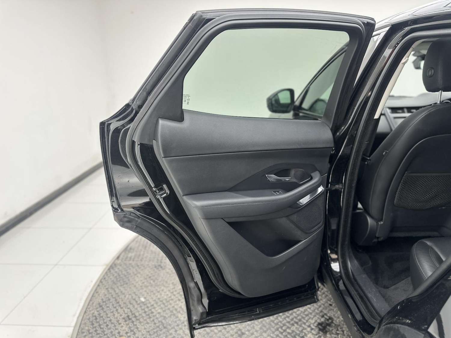 Used Jaguar E-Pace 2018 for sale - 78170032: Photo 28